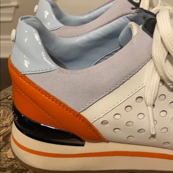 Micheal kors sneakers - Picture 8 of 9